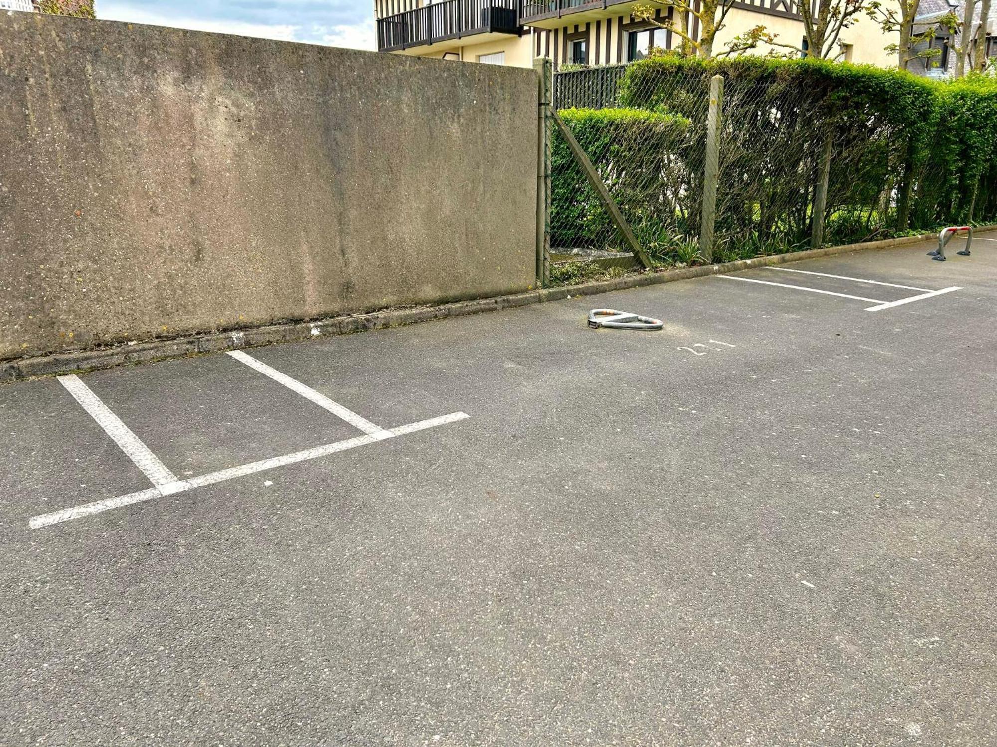 Appartement Vue Mer - 30 M De La Plage - 5 Minutes A Pied Du Centre Ville Et Du Casino Villers-sur-Mer Exterior foto
