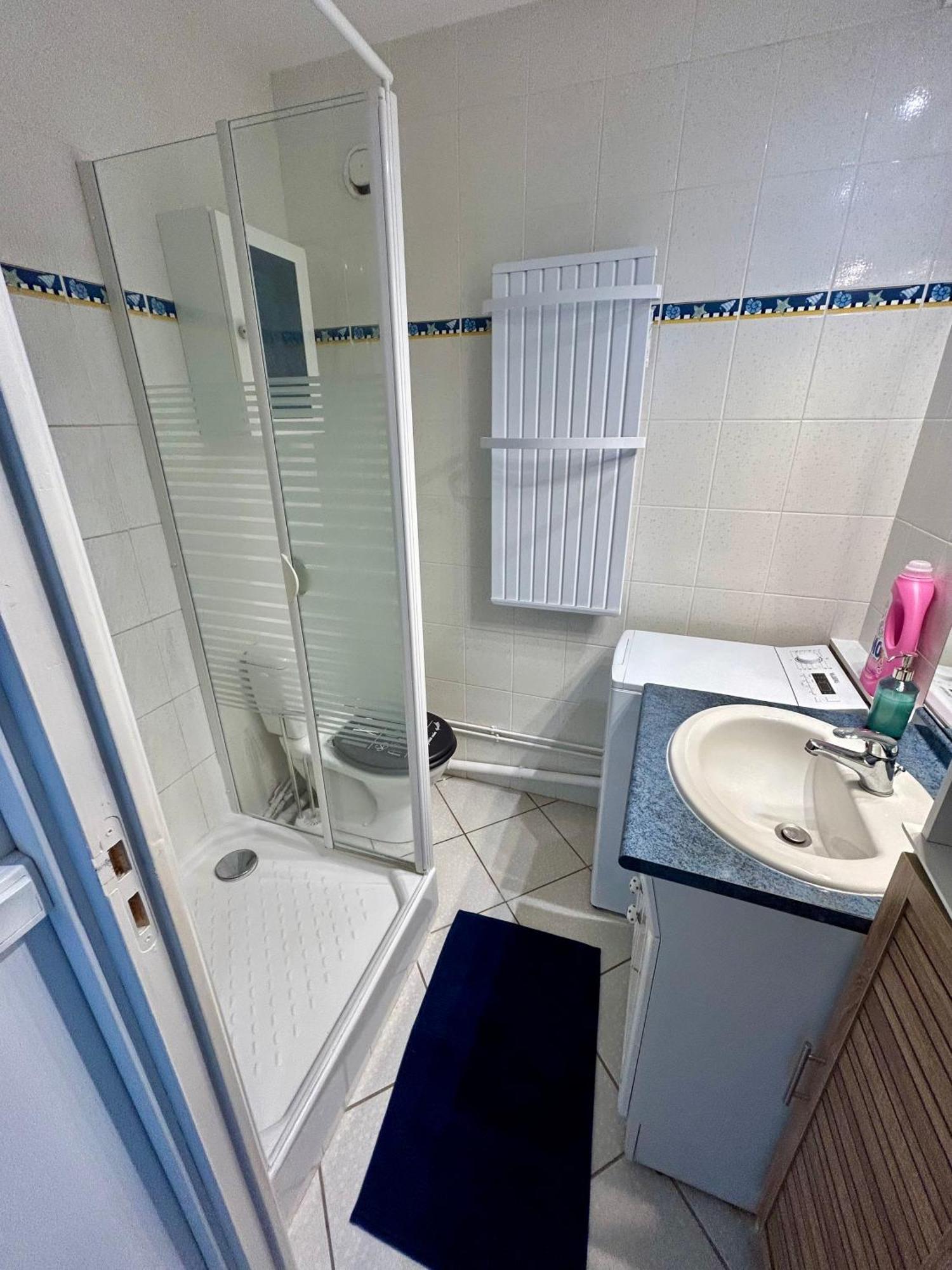 Appartement Vue Mer - 30 M De La Plage - 5 Minutes A Pied Du Centre Ville Et Du Casino Villers-sur-Mer Exterior foto